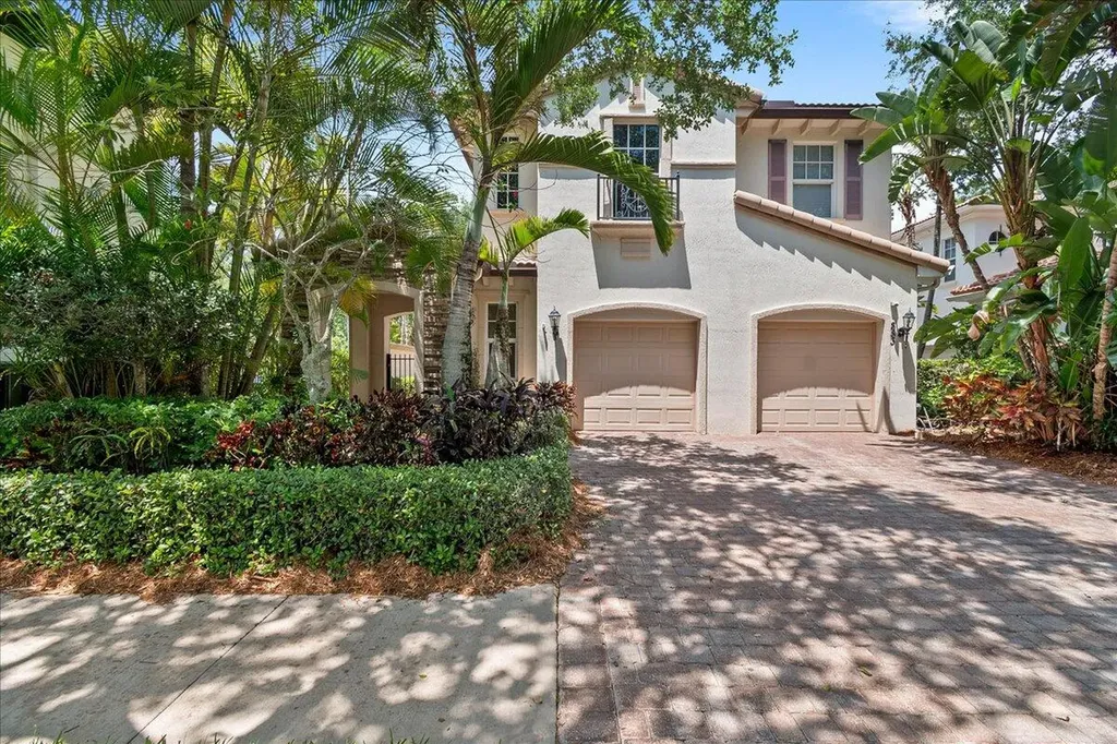 883 Taft Court Palm Beach Gardens FL 33410