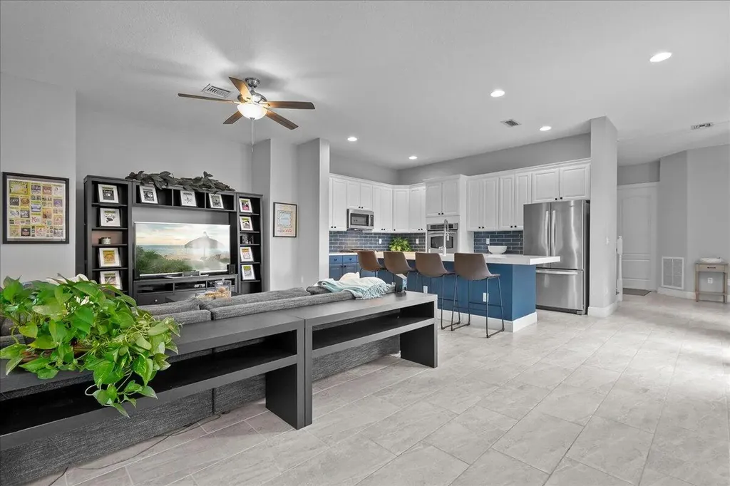883 Taft Court Palm Beach Gardens FL 33410