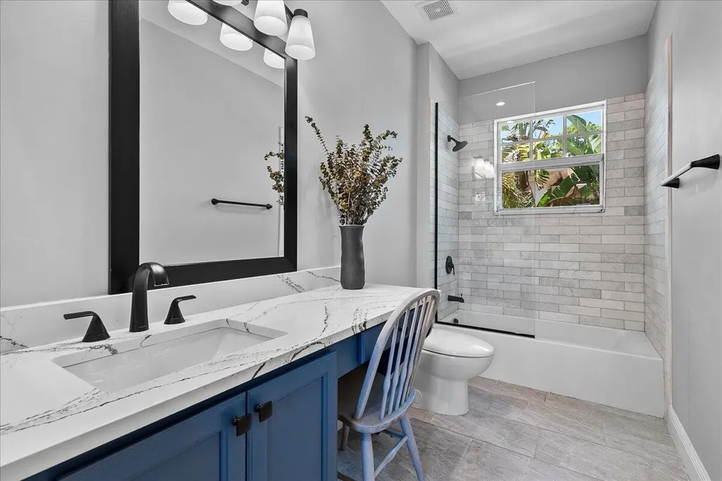 883 Taft Court Palm Beach Gardens FL 33410