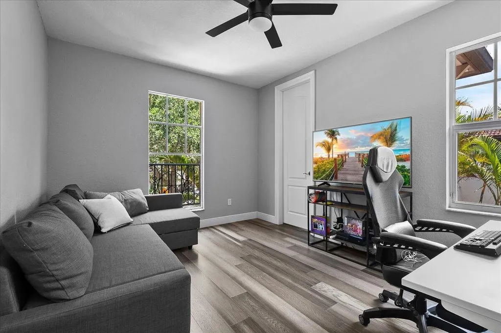 883 Taft Court Palm Beach Gardens FL 33410