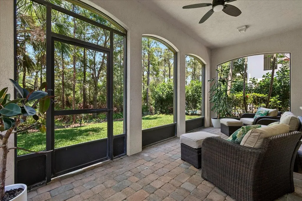 883 Taft Court Palm Beach Gardens FL 33410