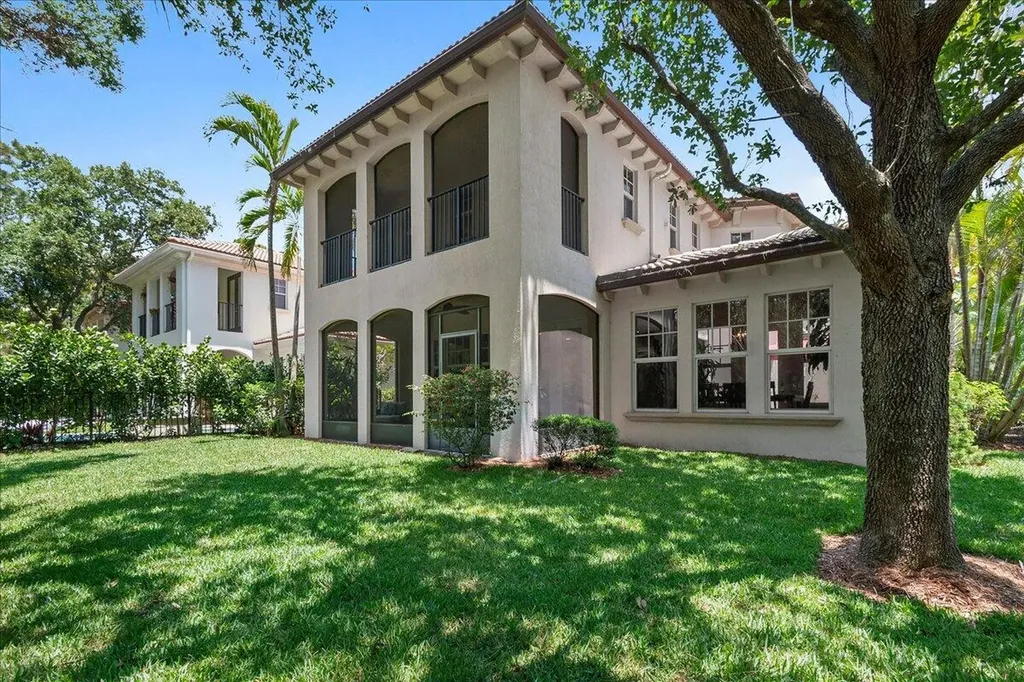 883 Taft Court Palm Beach Gardens FL 33410
