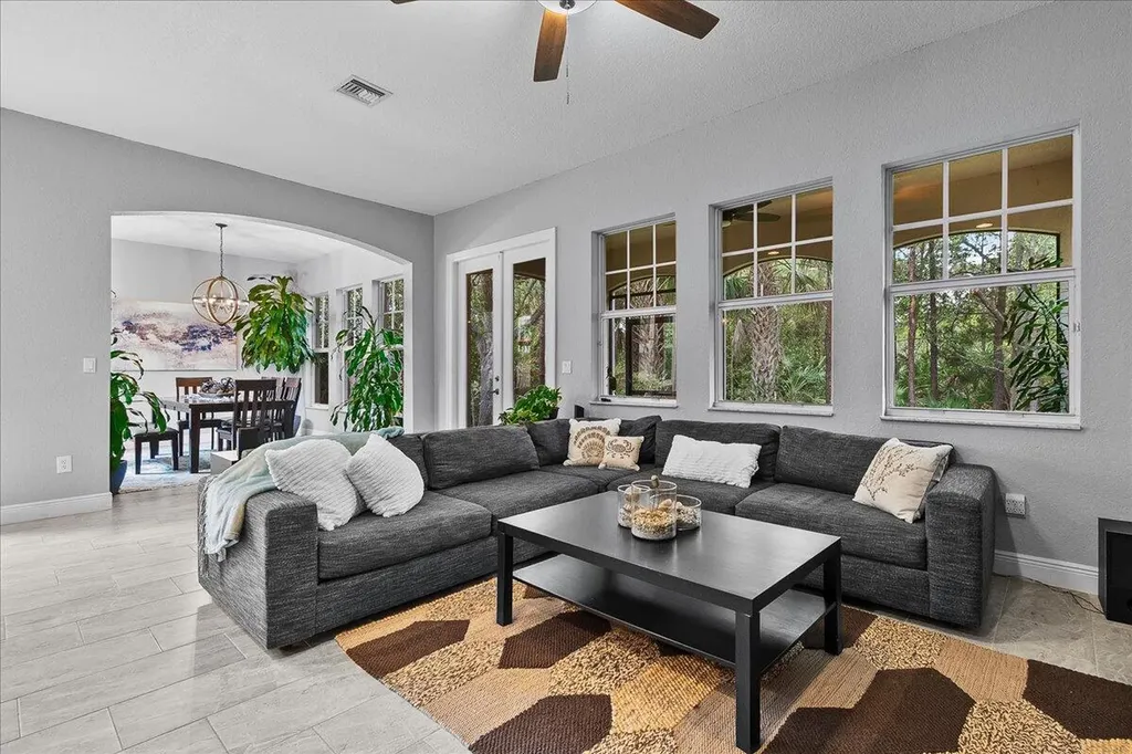 883 Taft Court Palm Beach Gardens FL 33410