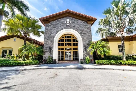883 Taft Court Palm Beach Gardens FL 33410