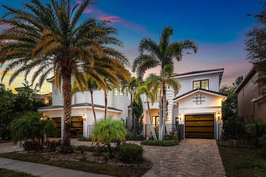 Boca Raton FL, 17606 Circle Pond Court