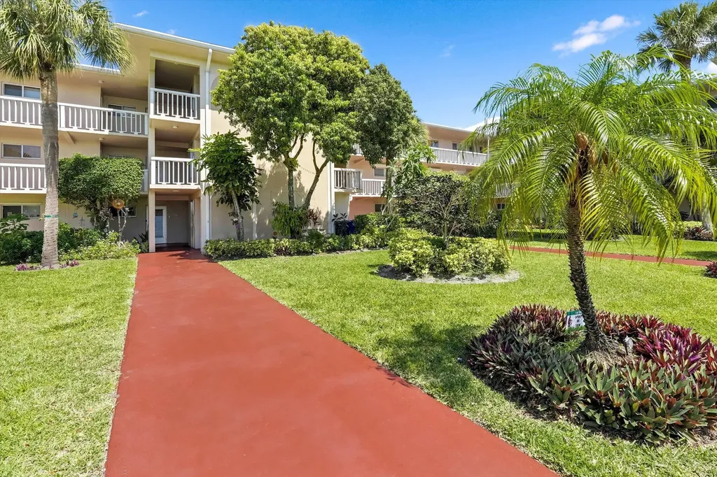 2856 S Garden Drive Drive S Lake Worth FL 33461