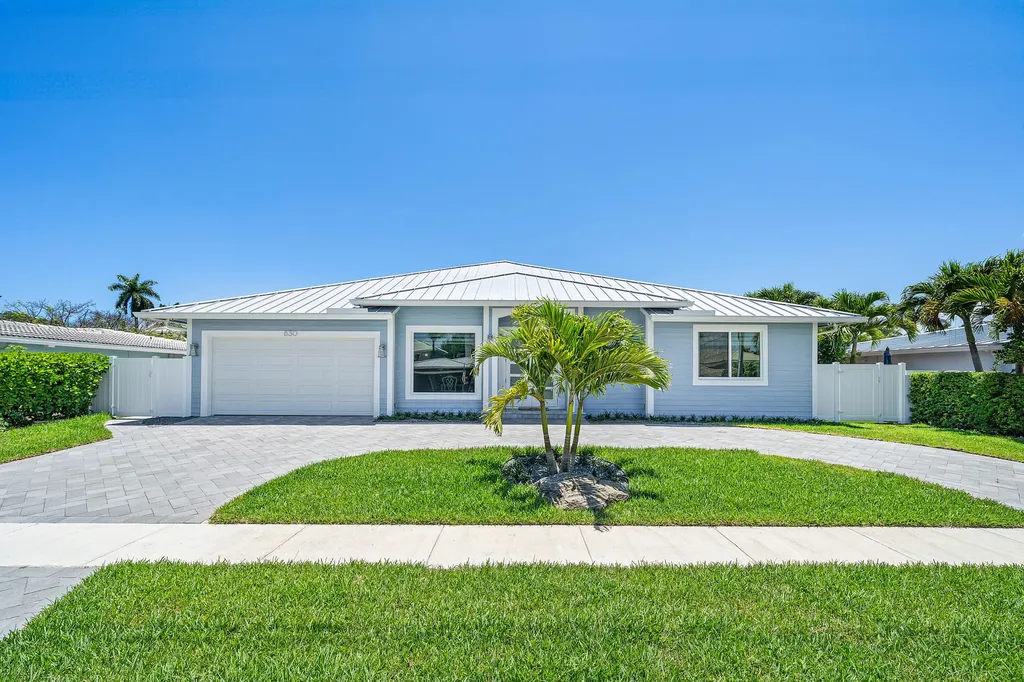 830 NE 72nd Street Boca Raton FL 33487