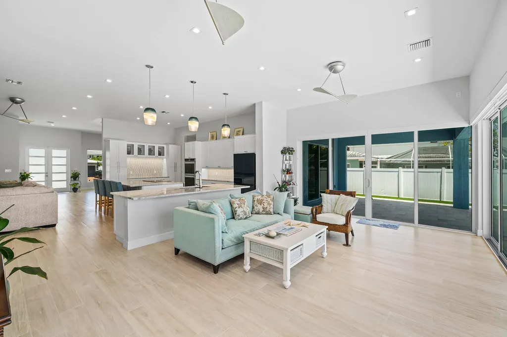 830 NE 72nd Street Boca Raton FL 33487