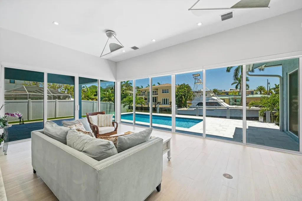 830 NE 72nd Street Boca Raton FL 33487