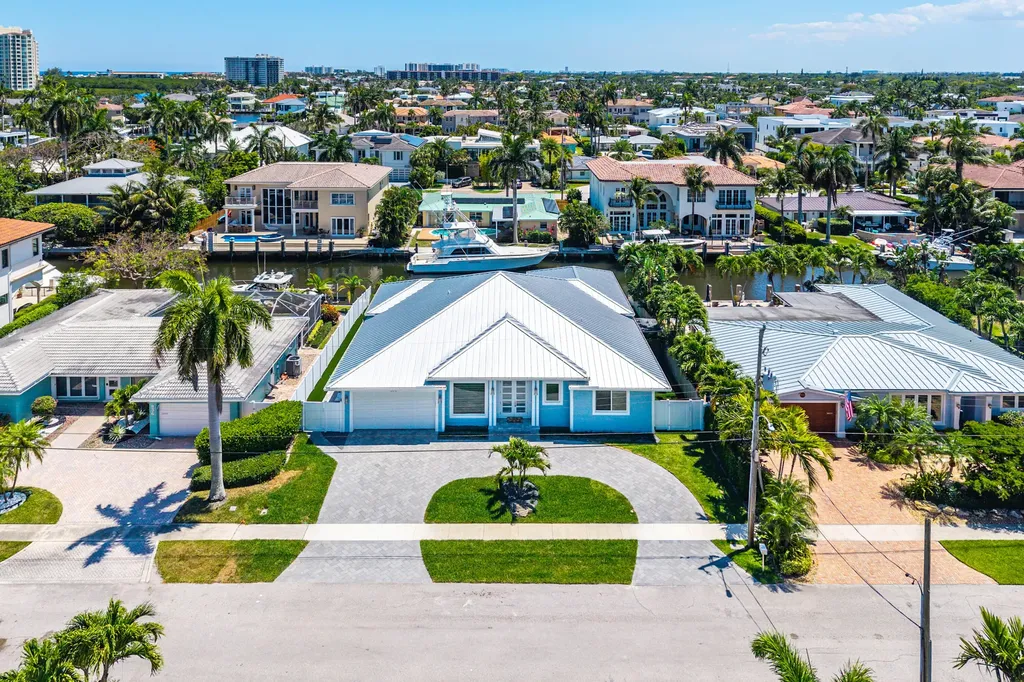 830 NE 72nd Street Boca Raton FL 33487