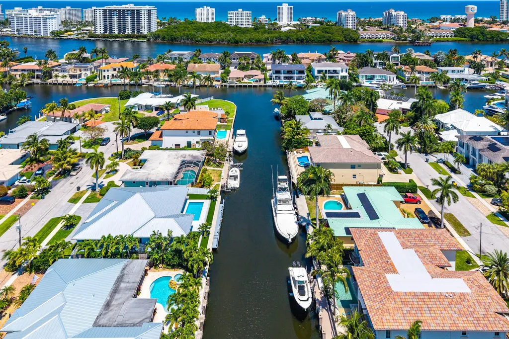 830 NE 72nd Street Boca Raton FL 33487