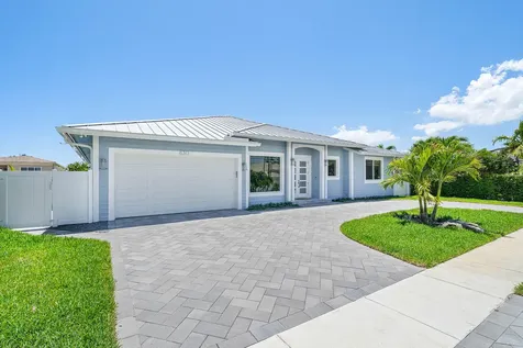 830 NE 72nd Street Boca Raton FL 33487