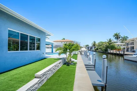 830 NE 72nd Street Boca Raton FL 33487