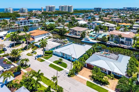 830 NE 72nd Street Boca Raton FL 33487