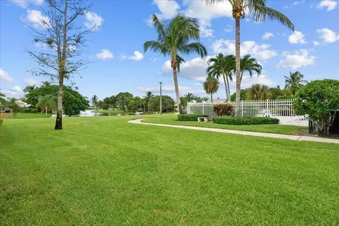 12875 Spinnaker Lane Wellington FL 33414