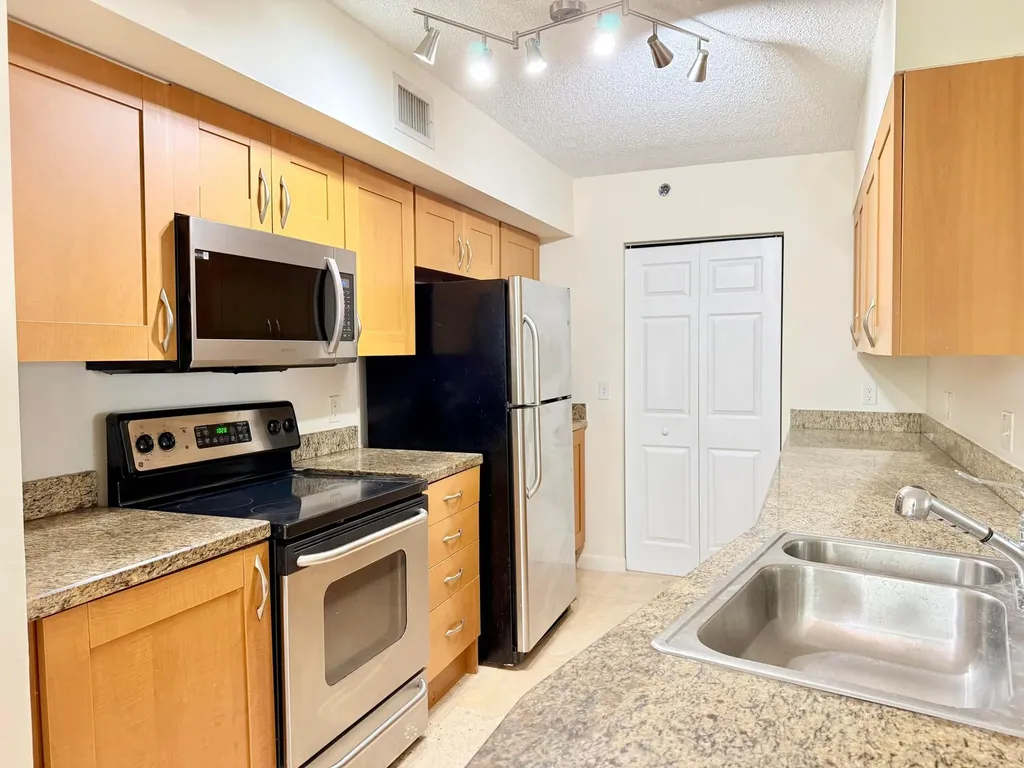3153 Clint Moore Road Boca Raton FL 33496