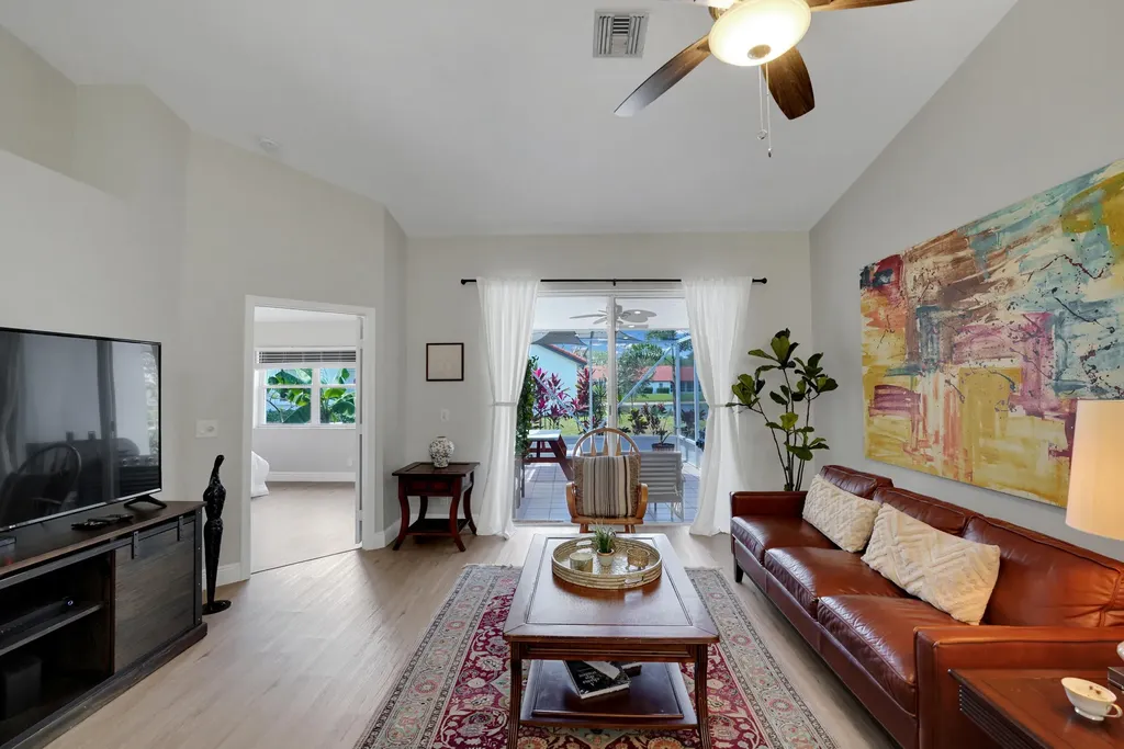 18475 Vía Di Sorrento Boca Raton FL 33496