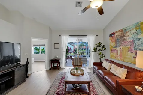 18475 Vía Di Sorrento Boca Raton FL 33496