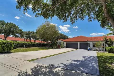 18475 Vía Di Sorrento Boca Raton FL 33496