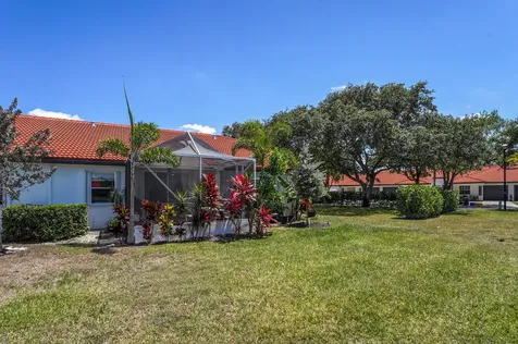18475 Vía Di Sorrento Boca Raton FL 33496