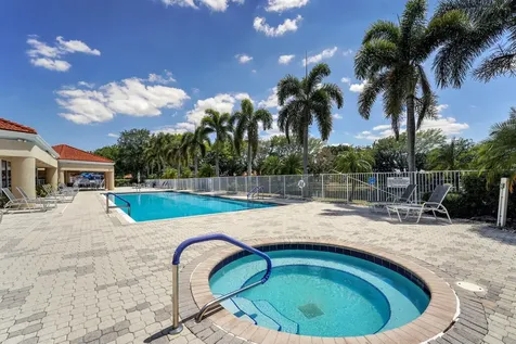 18475 Vía Di Sorrento Boca Raton FL 33496