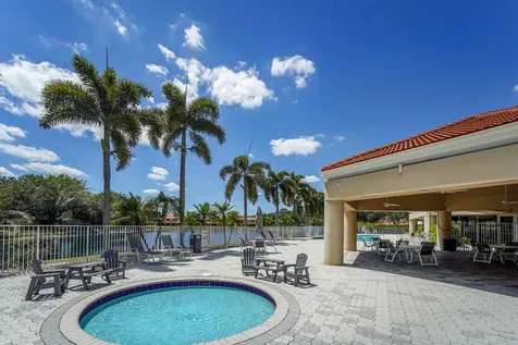 18475 Vía Di Sorrento Boca Raton FL 33496