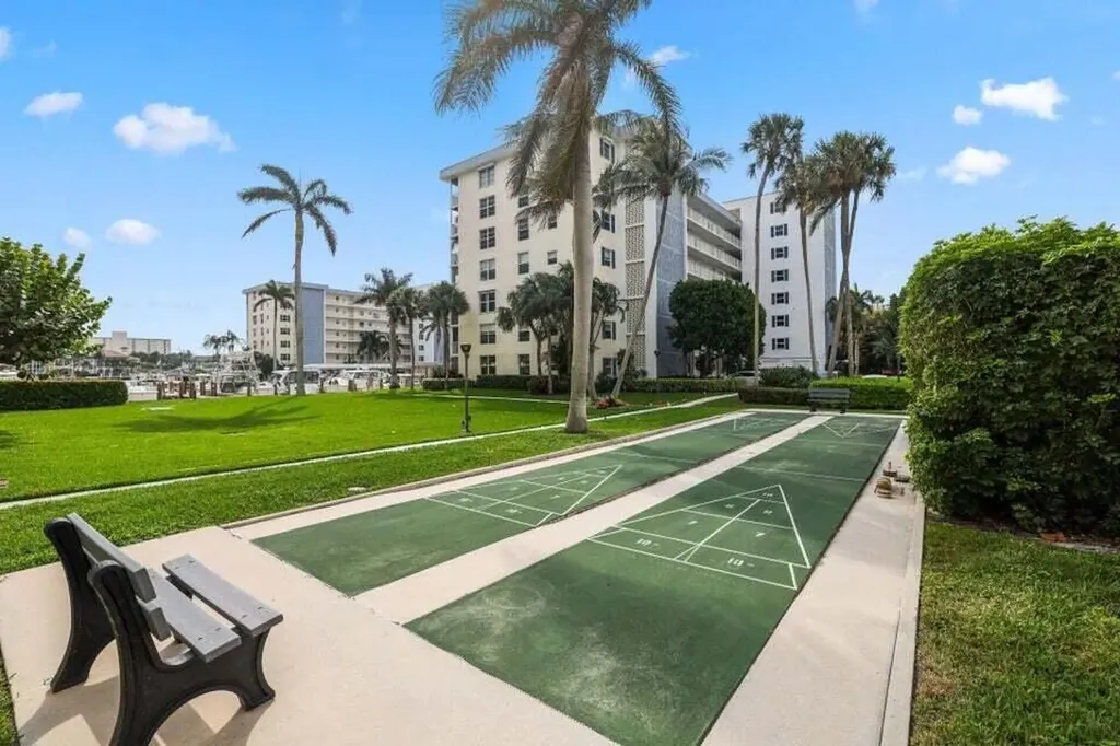 1 Harbourside Drive Delray Beach FL 33483