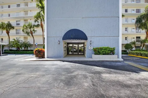 1 Harbourside Drive Delray Beach FL 33483
