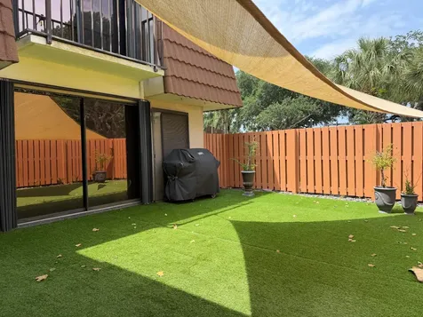 226 Charter Way West Palm Beach FL 33407