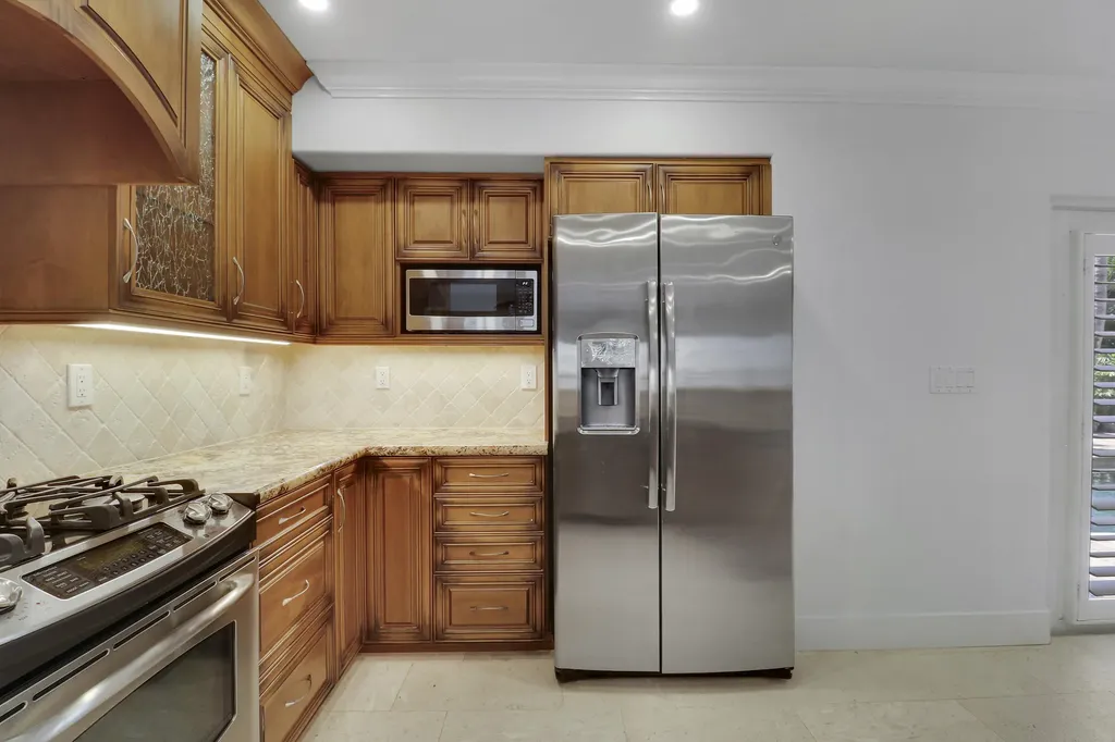 19931 Jasmine Drive Jupiter FL 33469