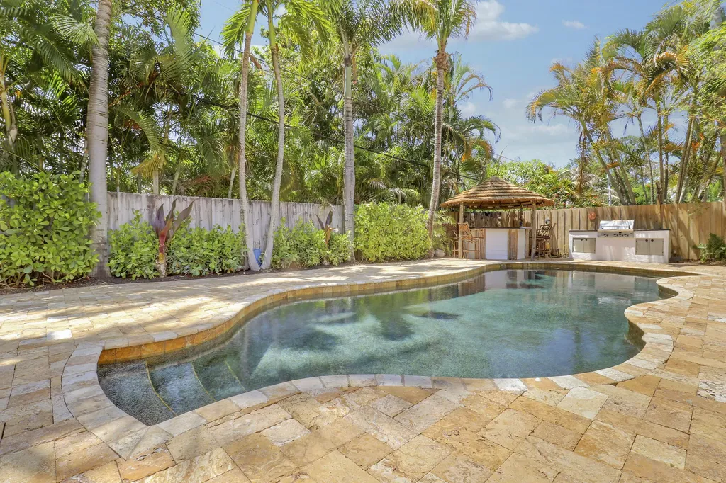 19931 Jasmine Drive Jupiter FL 33469