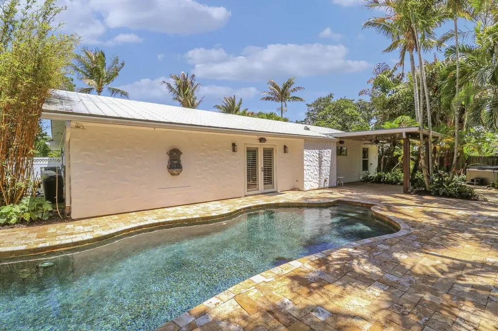 19931 Jasmine Drive Jupiter FL 33469