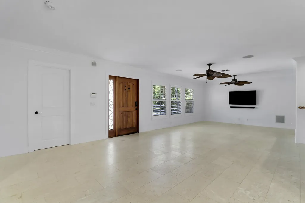 19931 Jasmine Drive Jupiter FL 33469