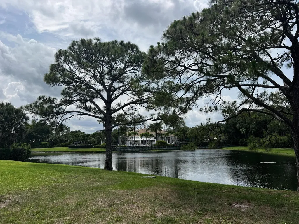 111 Caballo Lane Jupiter FL 33458