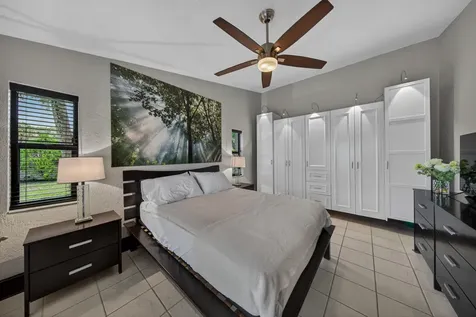 3068 S Oakland Forest Drive Oakland Park FL 33309