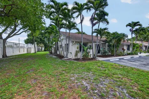 3068 S Oakland Forest Drive Oakland Park FL 33309
