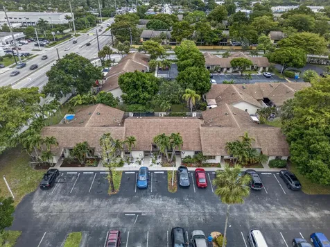 3068 S Oakland Forest Drive Oakland Park FL 33309