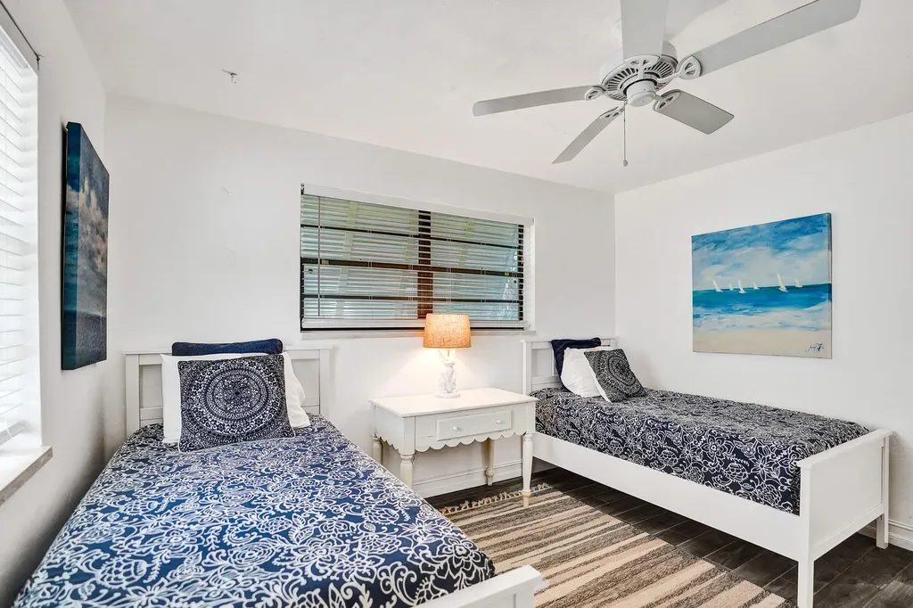 107 N Swinton Circle Delray Beach FL 33444