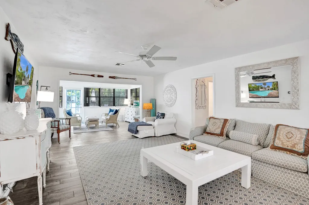 107 N Swinton Circle Delray Beach FL 33444