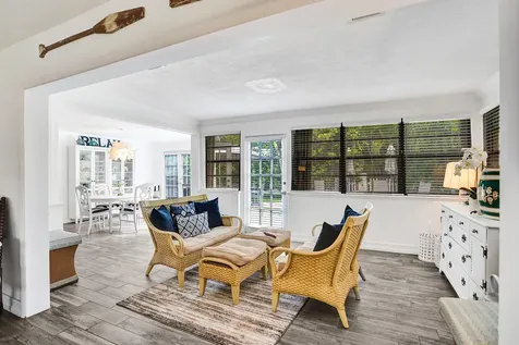 107 N Swinton Circle Delray Beach FL 33444