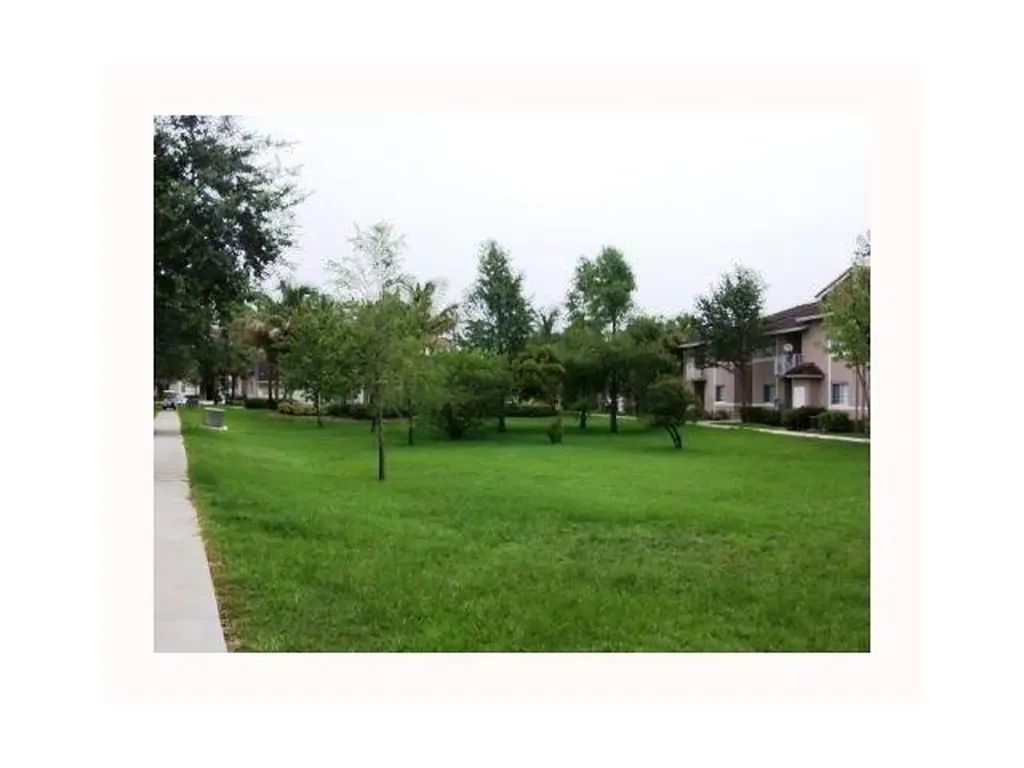 3241 Sabal Palm Manor Davie FL 33024