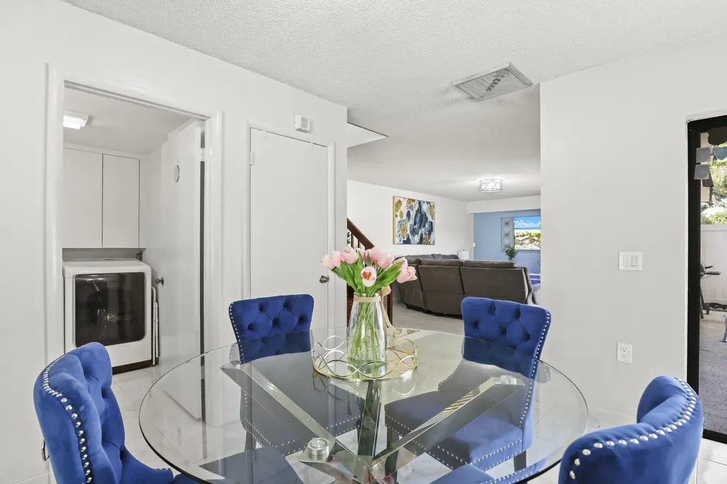 7813 78th Way West Palm Beach FL 33407