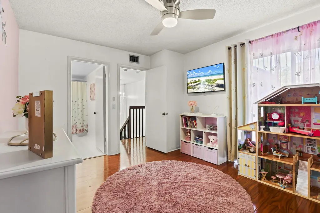 7813 78th Way West Palm Beach FL 33407
