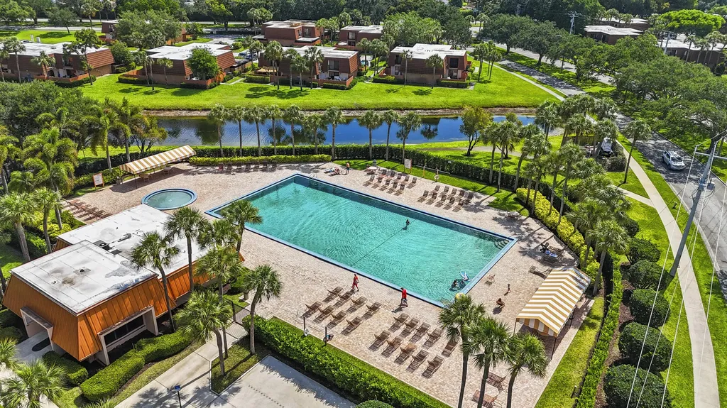 7813 78th Way West Palm Beach FL 33407