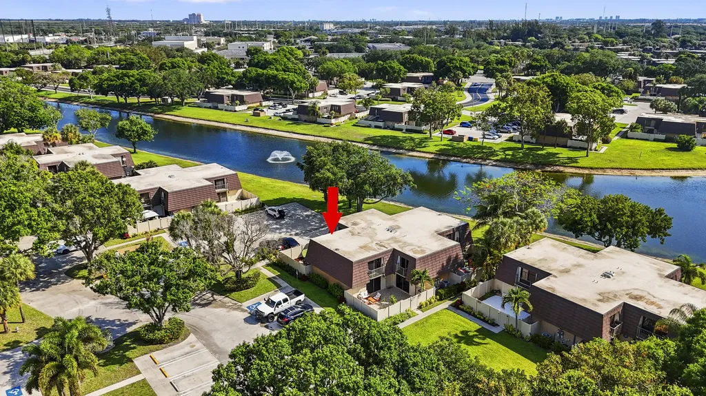 7813 78th Way West Palm Beach FL 33407