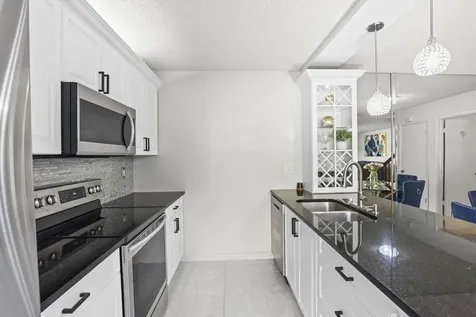 7813 78th Way West Palm Beach FL 33407