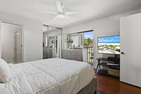 7813 78th Way West Palm Beach FL 33407