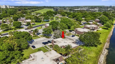 7813 78th Way West Palm Beach FL 33407