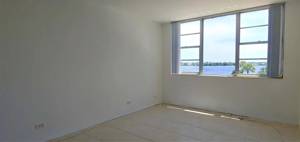 2800 N Flagler Drive West Palm Beach FL 33407