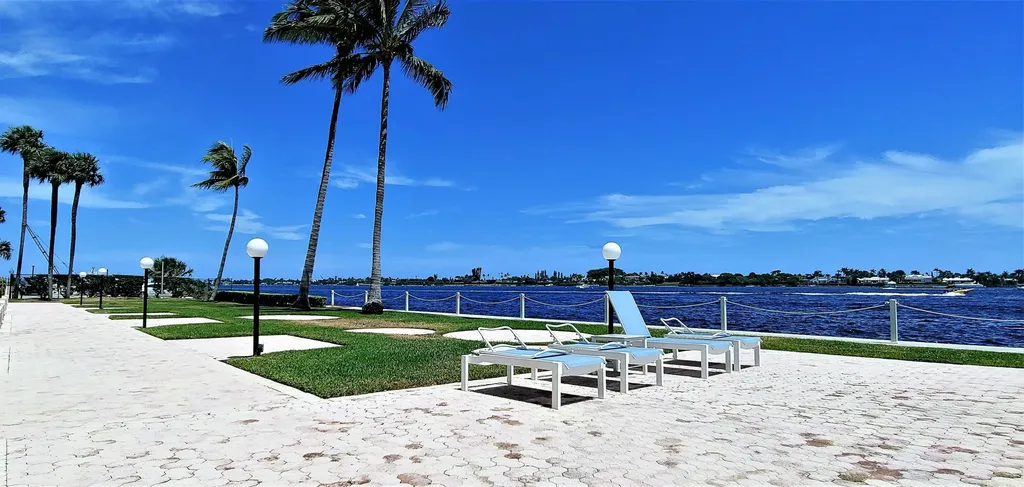 2800 N Flagler Drive West Palm Beach FL 33407